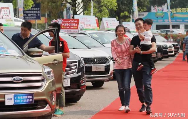 国产第一台硬派越野,国产五菱硬派越野视频