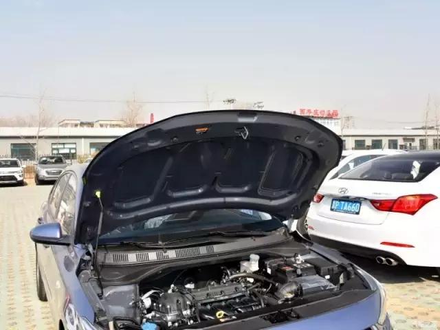 现代最新款悦动,现代悦动最新款车