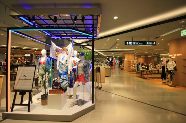 落英缤纷系列,落樱缤纷日本