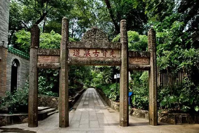 去过100次越秀公园，却不知旁边有个秘密花园！美爆了！