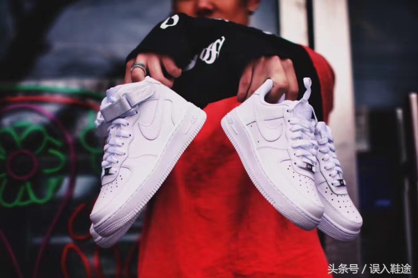 夏天男生穿什么鞋透气又舒适,女生觉得男生穿什么品牌鞋好看