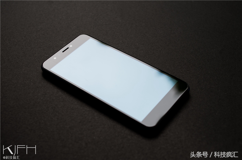 来一场华丽3D盛宴，裸眼3D手机ivviK5测评