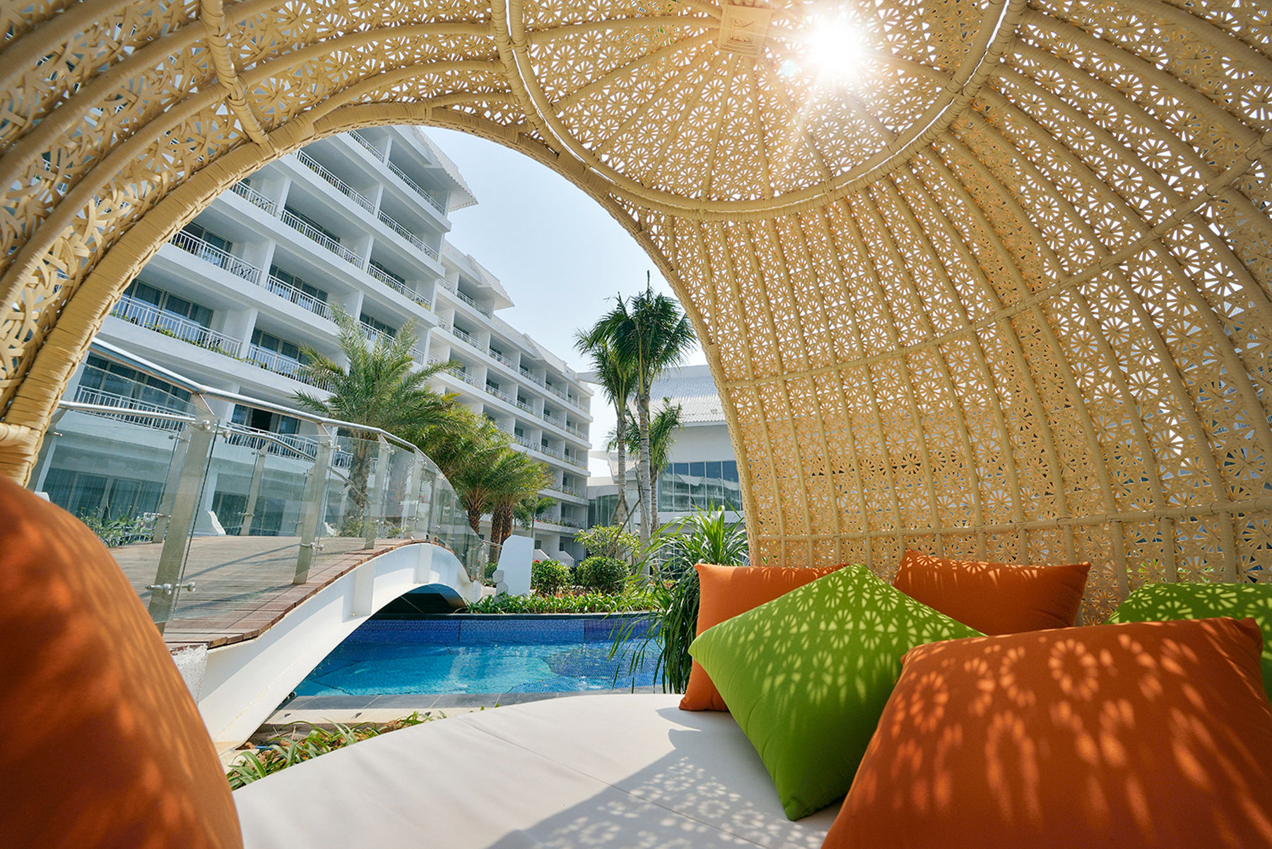 去三亚玩的旅游攻略,错峰去三亚