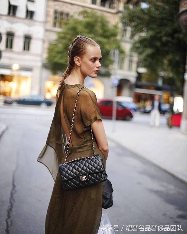 chanel香奈儿邂逅怎么看真假,香奈儿chanel黑白包怎么辨别真假