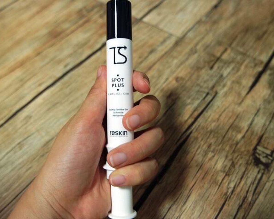 耳朵脖子后面长痘痘怎么办,脖子后面长痘痘一碰就疼