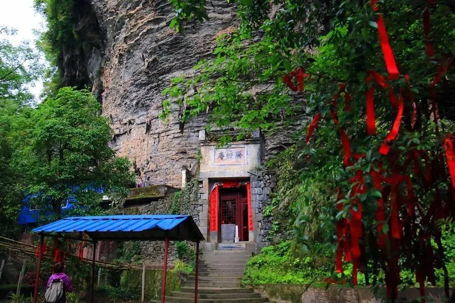 元宝山下,山水云间,悠悠闲云时光,恰好那时我也在