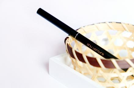 植村秀眼线胶笔新颜色,植村秀如胶似漆眼线笔评测