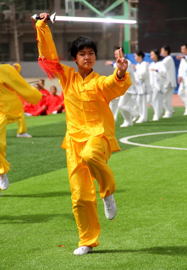 狂欢嘉年华表演,济南市中区小学春季运动会