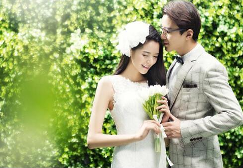 青岛婚纱摄影工作室,青岛最有名的婚纱摄影公司是哪家