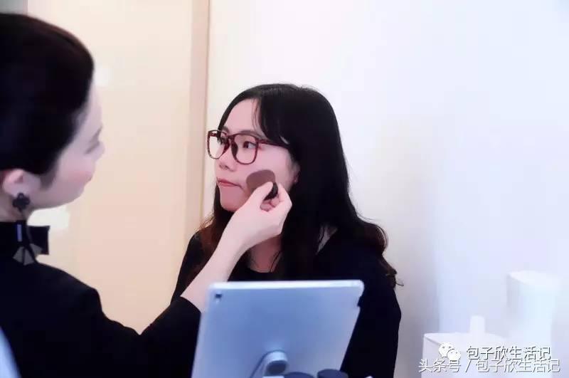 大二了才知道选对粉底液的重要性,如何选到合适的粉底液