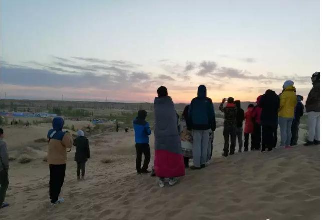 爱不爱她，都要带她库不齐沙漠暴走（图片整理）