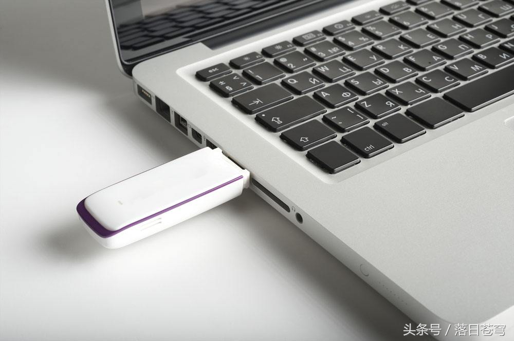 用u盘给电脑重装系统的操作步骤,macbookpro怎么样用u盘重装系统