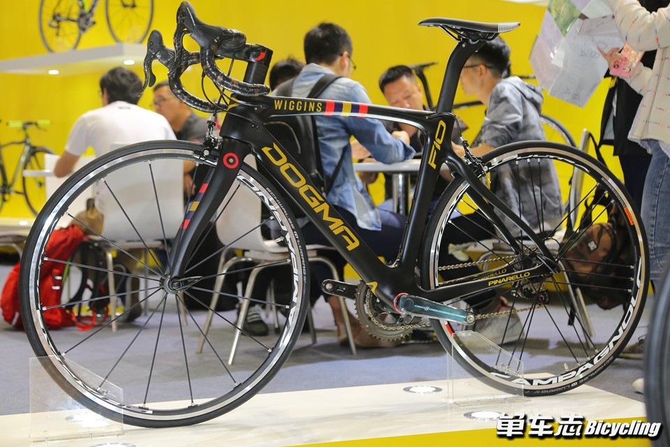 人潮爆拥——2017上海国际自行车展Dayone