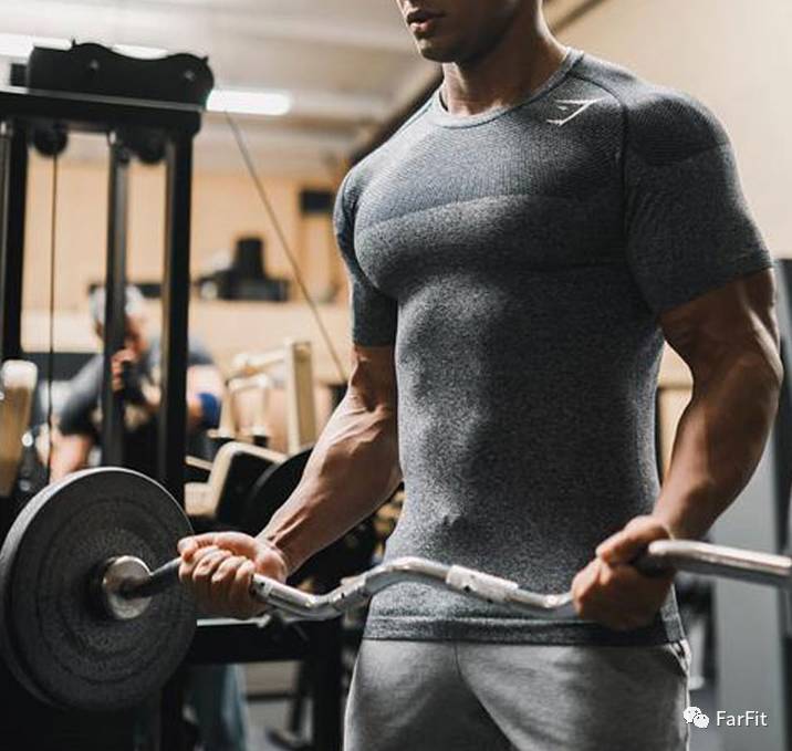 健身压缩衣有用吗,健身时怎么穿紧身衣