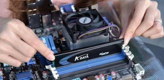 电脑硬件都是好的屏幕黑屏,电脑黑屏是什么硬件坏了