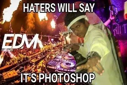 puma蕾哈娜fenty联名款银色,puma蕾哈娜拖鞋