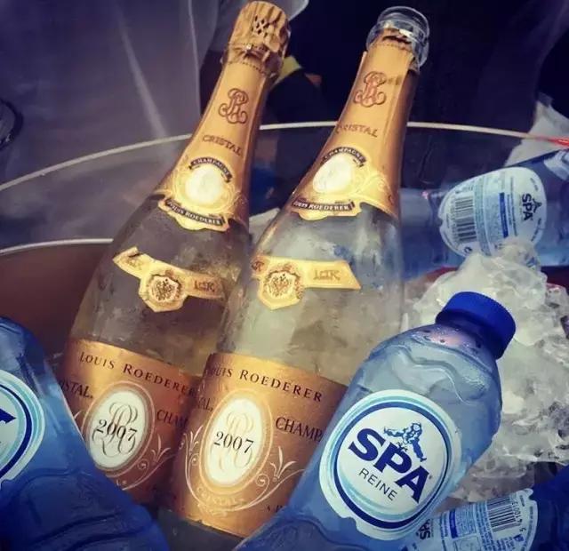 试喝十大纯净水,各种饮用水测评