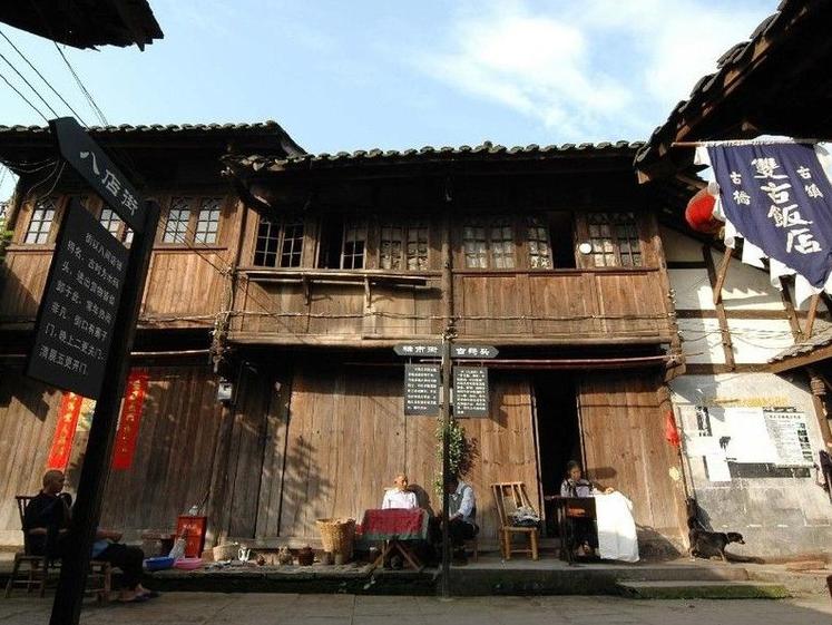 最美318之川西之行,318国道最美隧道