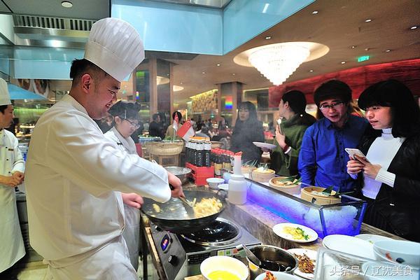 商用烧烤餐厅怎样设计大气省钱,小餐饮排烟设计