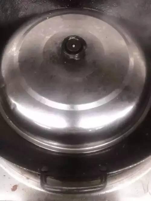 加啤酒后做的小龙虾能好吃？点击量销量证明一切（龙虾配方）