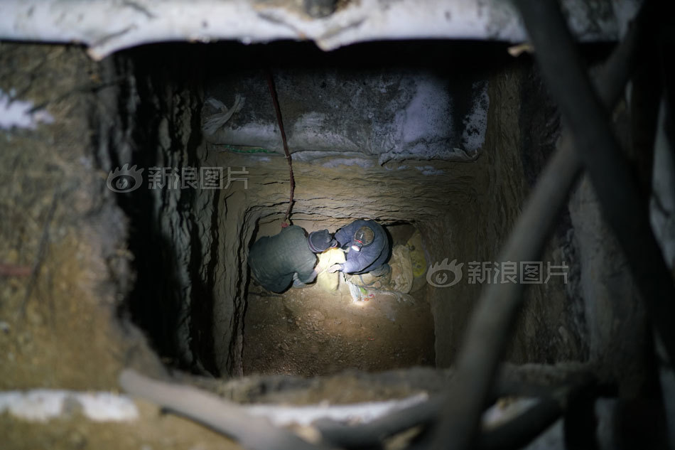 “疯狂的玛瑙”农民工熬夜寻宝，“淘石客”日赚千元的心酸~