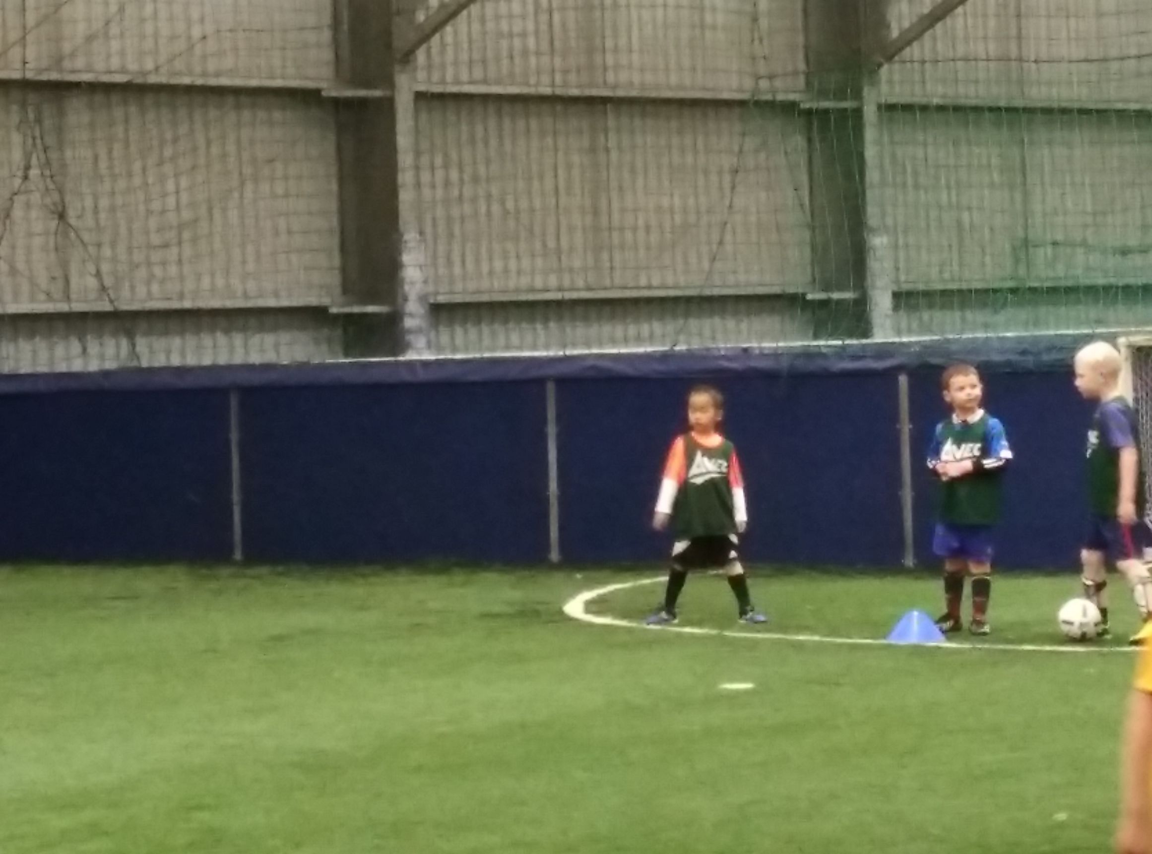 一个中国足球运动员的成长历程,一个足球少年的传奇一生