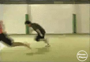 足球过人实用技巧书籍老版,足球过人技巧书本