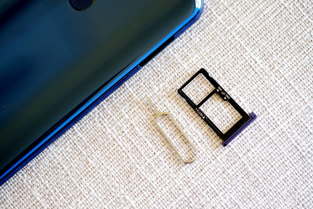 裸眼3d你们有对着手机这么玩么,手机黑科技裸眼3d技术