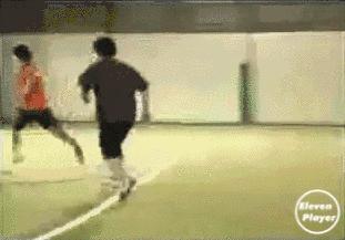 足球30招经典过人技巧,足球教学视频过人技巧外国