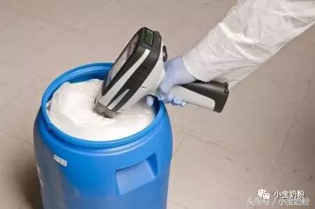 如何辨别进口奶粉的真假方法,真假奶粉辨别视频大全