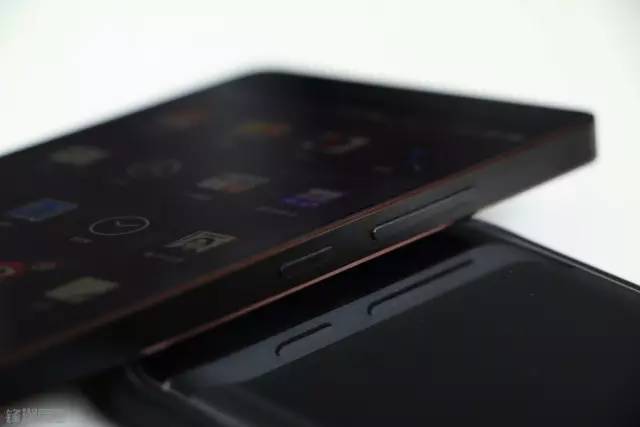 罗永浩哭着发布的坚果语录,坚果pro和罗永浩对比