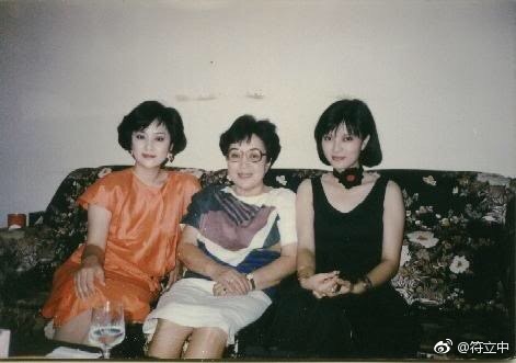 她是甄珍的妹妹,曾经的清纯让邱淑怡黯然失色,现在却疾病缠身