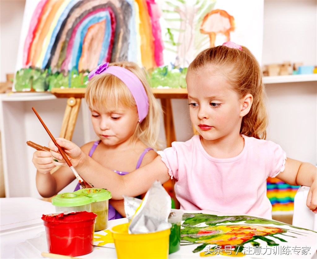 孩子上课好动没纪律性怎么办,孩子上课太好动老师怎么教育