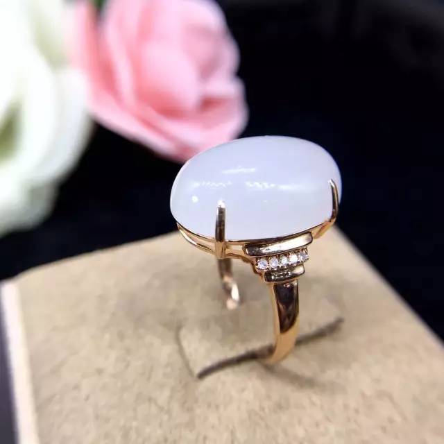 买金首饰注意事项和技巧,为什么建议大家不要买金镶玉