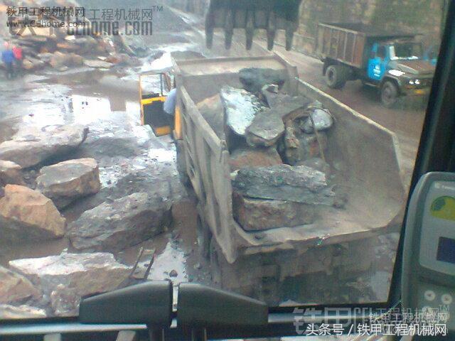 柳工挖掘机用哪种模式比较好,柳工中型挖掘机优缺点