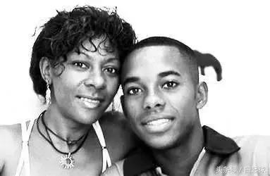 有关母亲节感恩母亲的文章,母亲节不忘娘恩