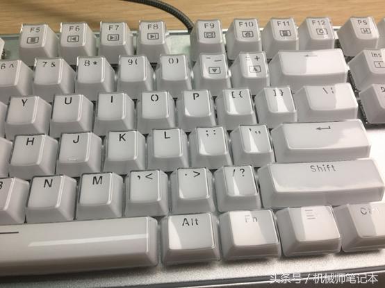 机械键盘白光版测评,cherry机械键盘推荐