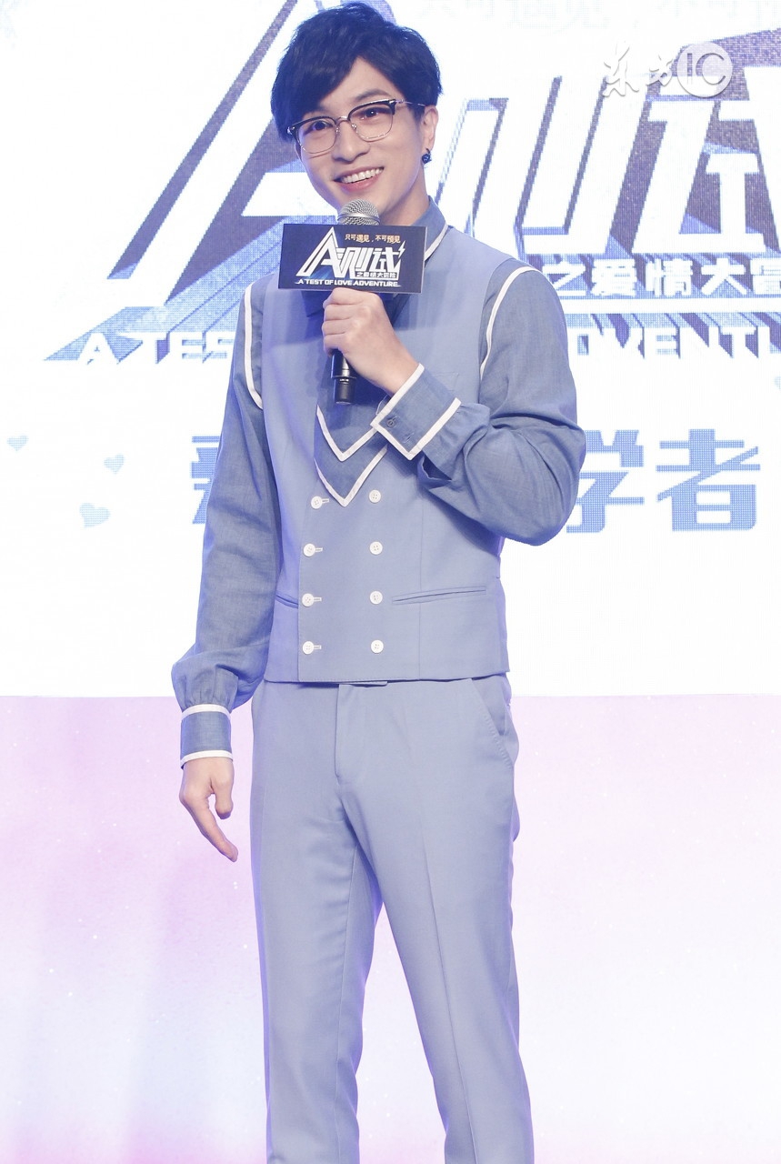 薛之谦的你还要我怎样歌词,薛之谦你还要我怎样现场版