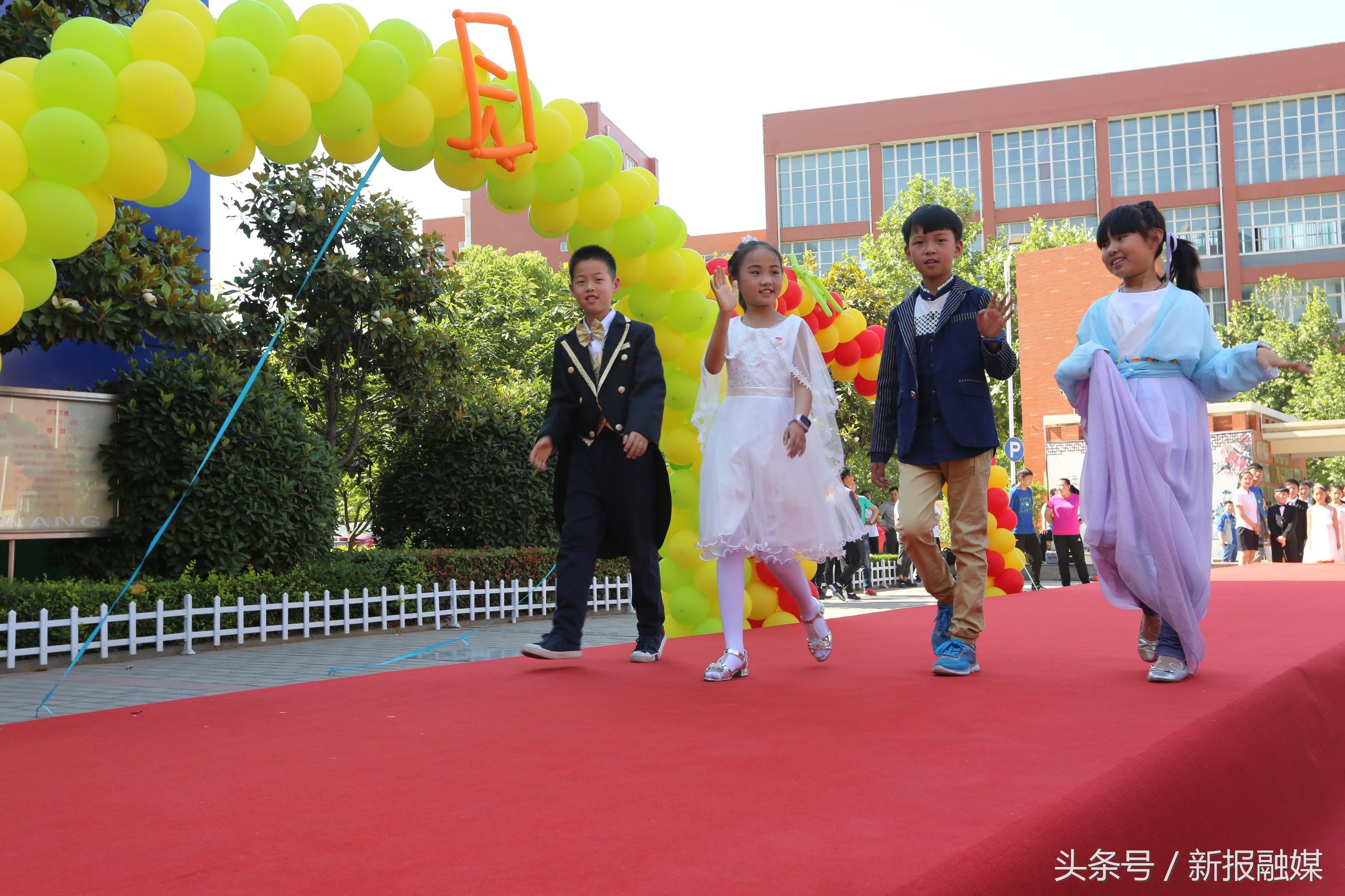 郑州经开区艺术小学足球队,郑州经开区实验小学运动会