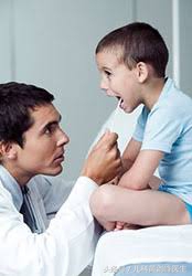 孩子突然声音嘶哑但无其它症状,突发声音嘶哑