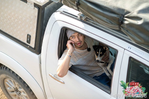 陈柏霖斑马外套同款,陈柏霖同款鞋子