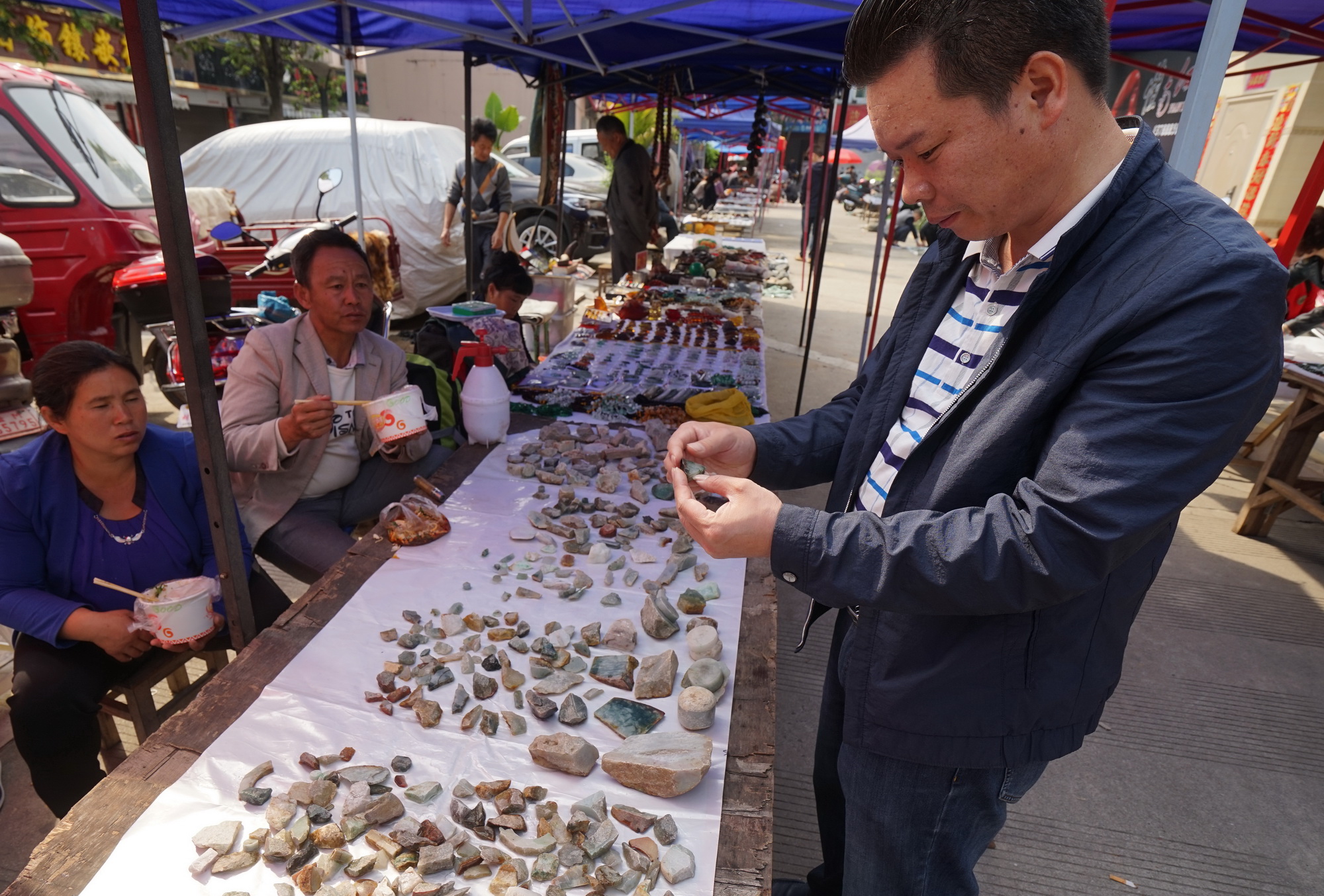 腾冲性价比最高的翡翠市场在哪里,腾冲翡翠市场缅甸玉