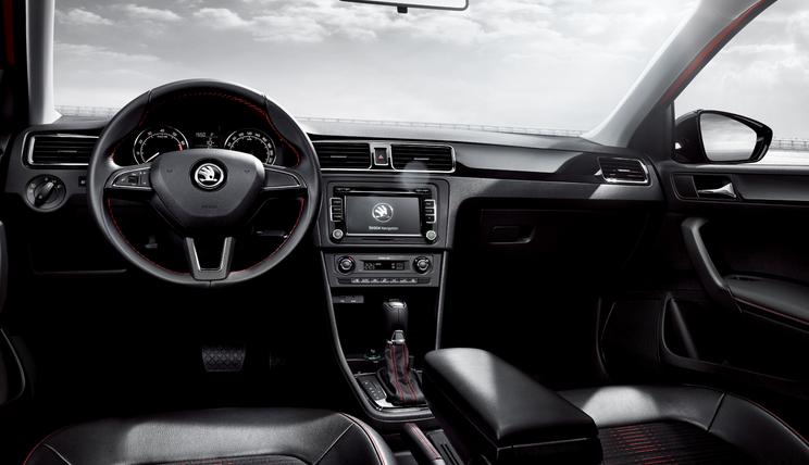 两厢紧凑型车哪款更适合家庭使用,操控最好空间大的两厢车