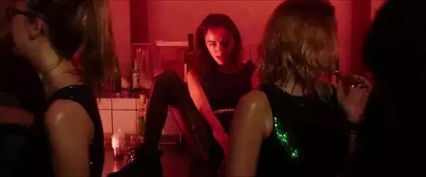 戛纳电影节最新三部悬疑惊悚电影,当年戛纳评分最高的悬疑片