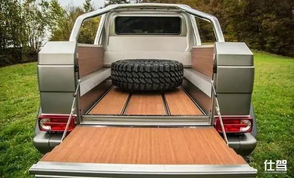 奔驰g63amg越野700匹马力,奔驰g63amg6x6