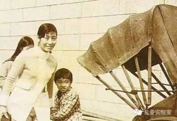 星爷爱情音乐,星爷忧伤音乐