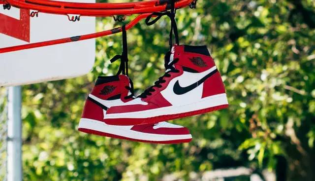 公认最好看的10双鞋运动鞋,2023十佳运动鞋