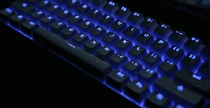 目前手感最好的青轴机械键盘,樱桃rgb键盘