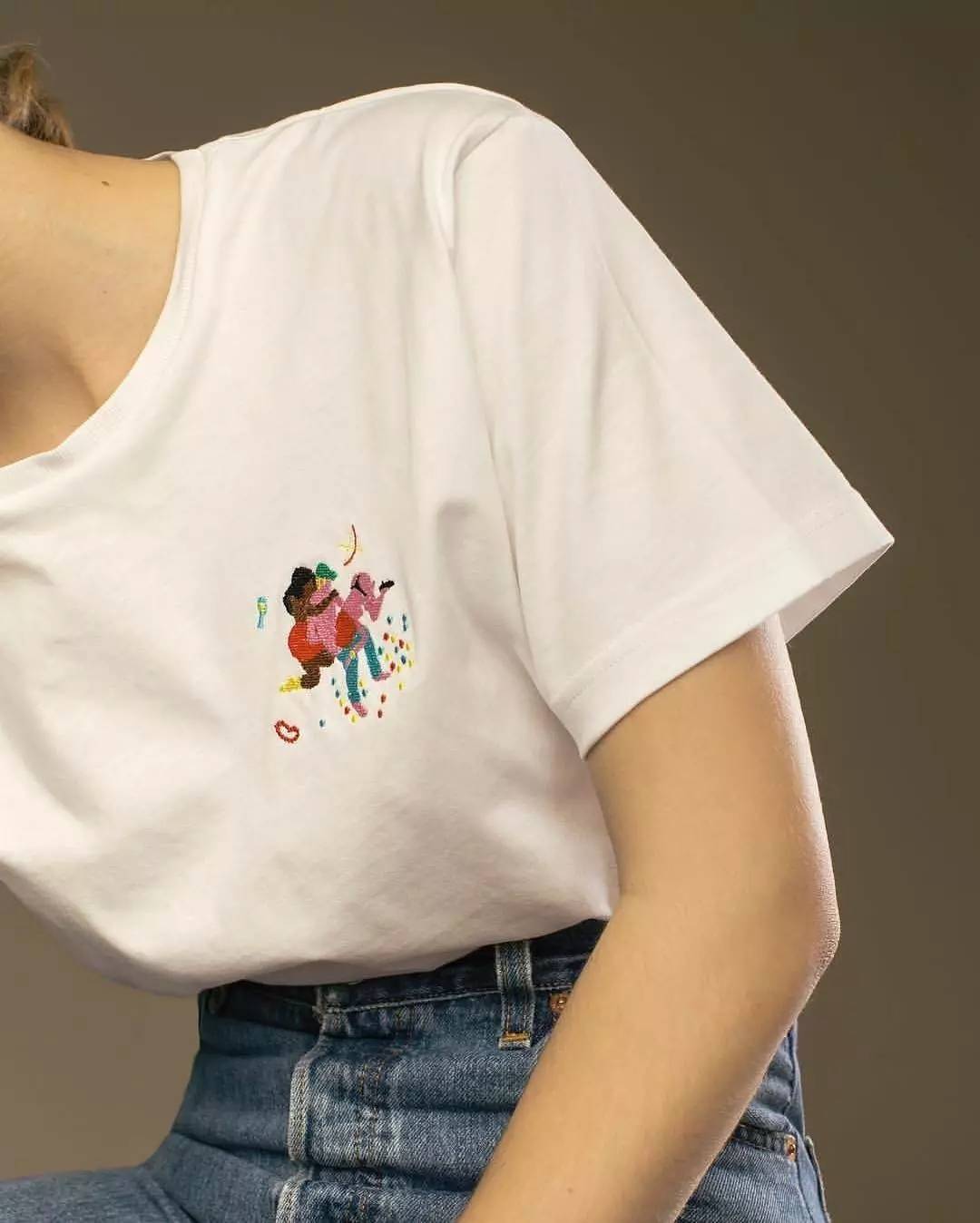 牛仔t恤时尚,比较好看的基础款t恤