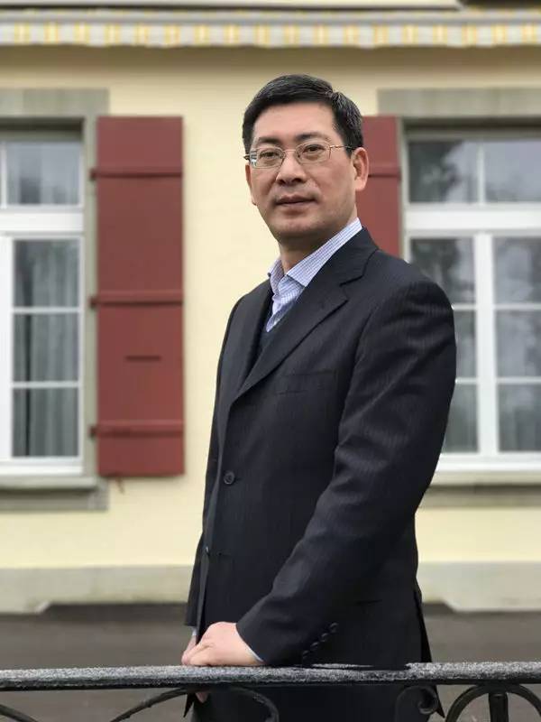 商务参赞谈一带一路丨丝路星火越千载，中瑞合作惠万家